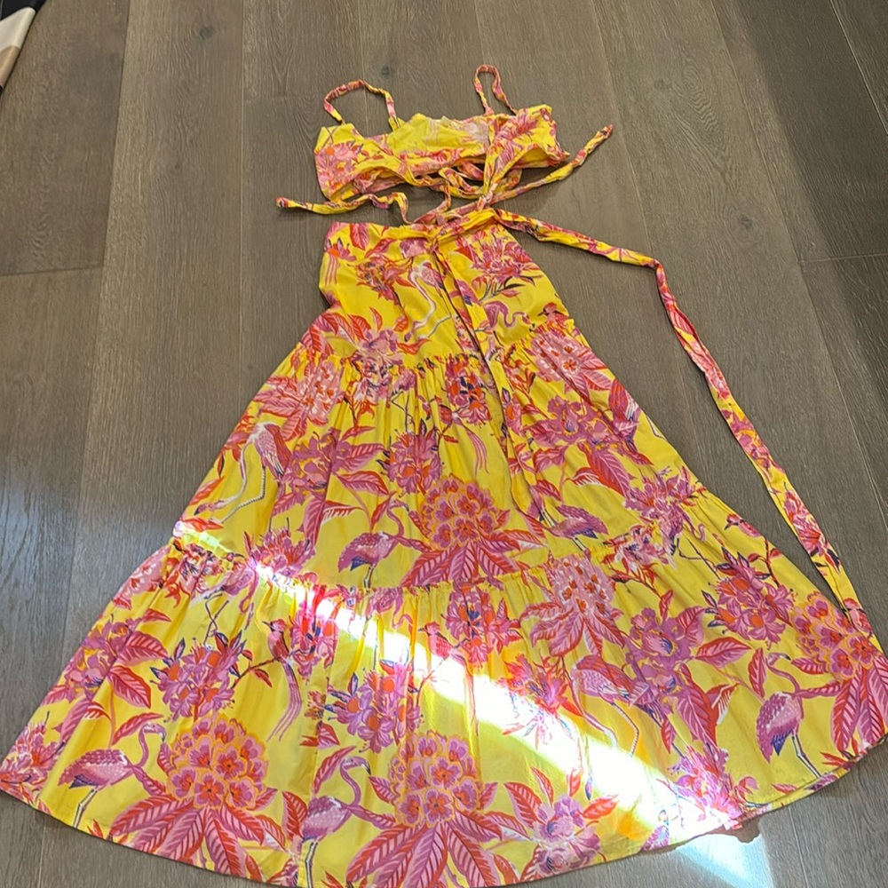 Maxi skirt & a crop top set